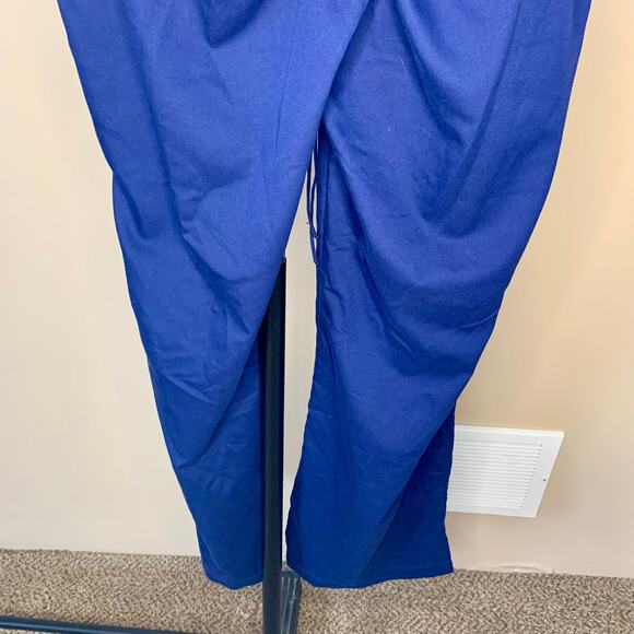 Blue Grey's Anatomy Scrubs - Picture 6 of 8